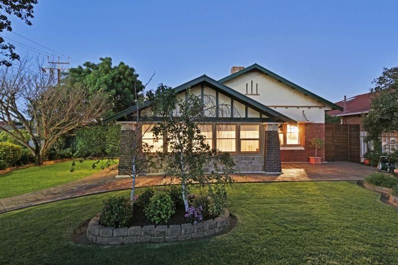 27 Aberfeldy Avenue, WOODVILLE, SA 5011