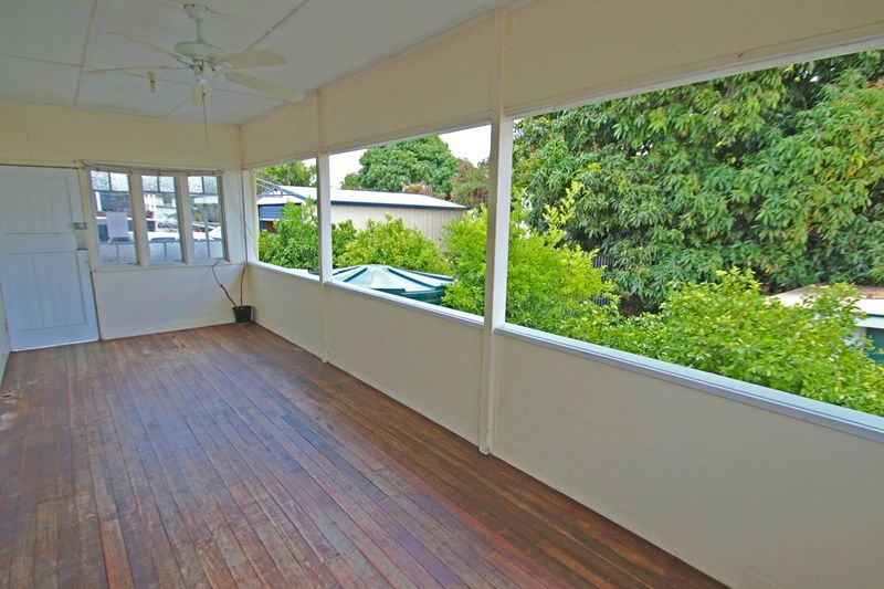 12 Marvin Street, EASTERN HEIGHTS, QLD 4305