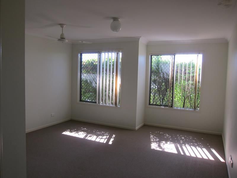 6 Atlantic Place, WARNER, QLD 4500
