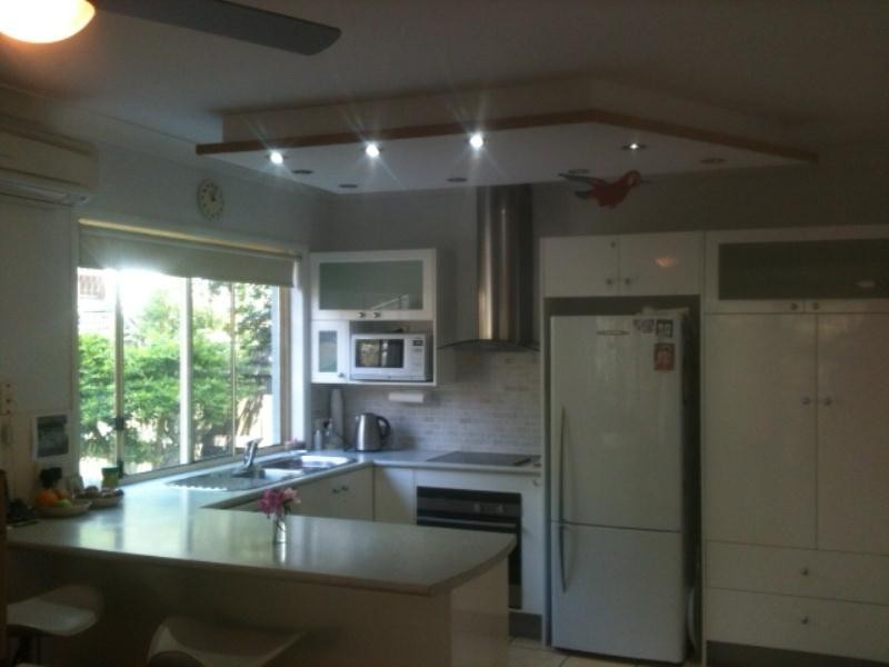 4 Rambler Street, BARDON, QLD 4065