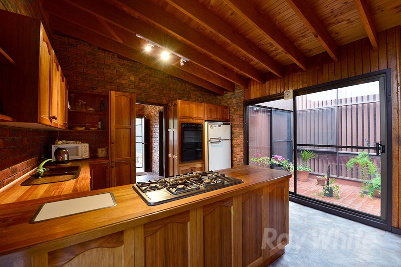 87 Adele Avenue, FERNTREE GULLY, VIC 3156