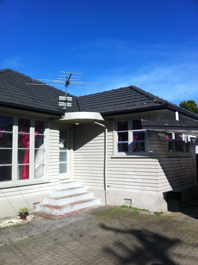 141  Russell Road, MANUREWA, Manukau City