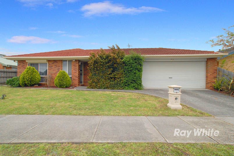 51 Raisell Road, CRANBOURNE WEST VIC 3977