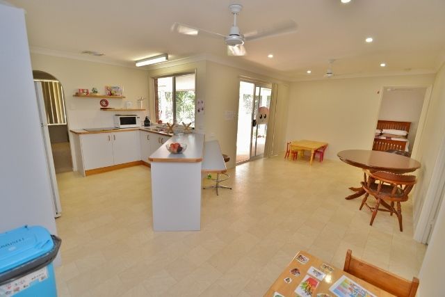 49 Strawberry Road, BEERWAH, QLD 4519