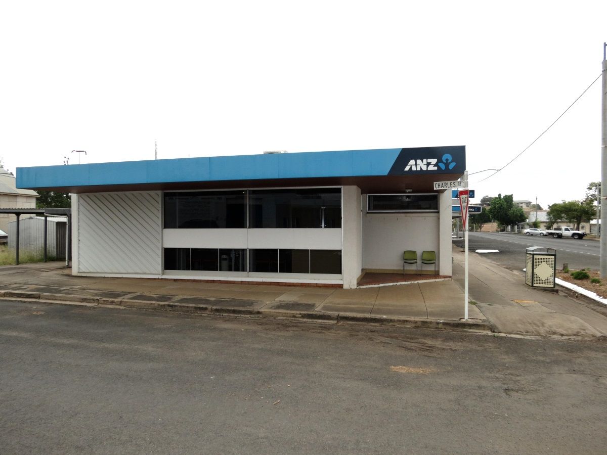 64 Eclipse Street, SPRINGSURE, QLD 4722