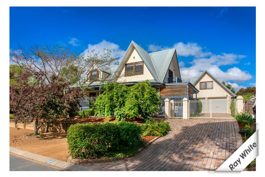 12 Wootton Crescent, GORDON ACT 2906