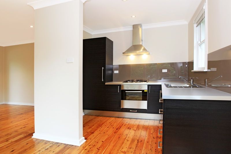 8 Queenborough Street, NOWRA, NSW 2541