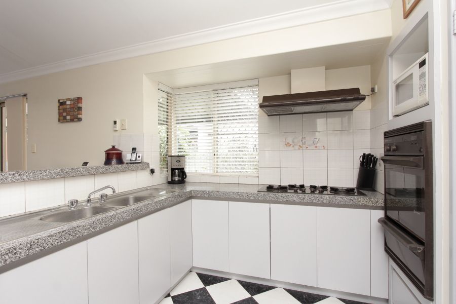 4 Nanven Place, RIVERVALE, WA 6103