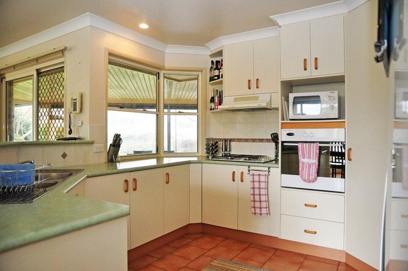 4 Glen Avon Court, GLENVALE, QLD 4350