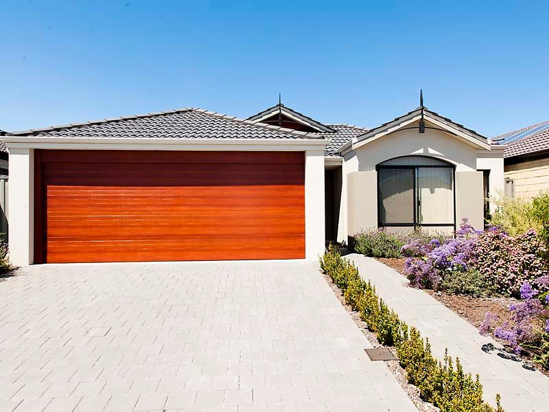 31 Magdalen Loop, PIARA WATERS WA 6112