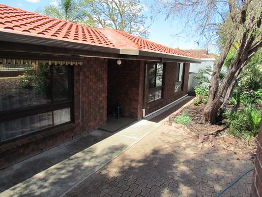 7 Goshawk Avenue, MODBURY HEIGHTS SA 5092