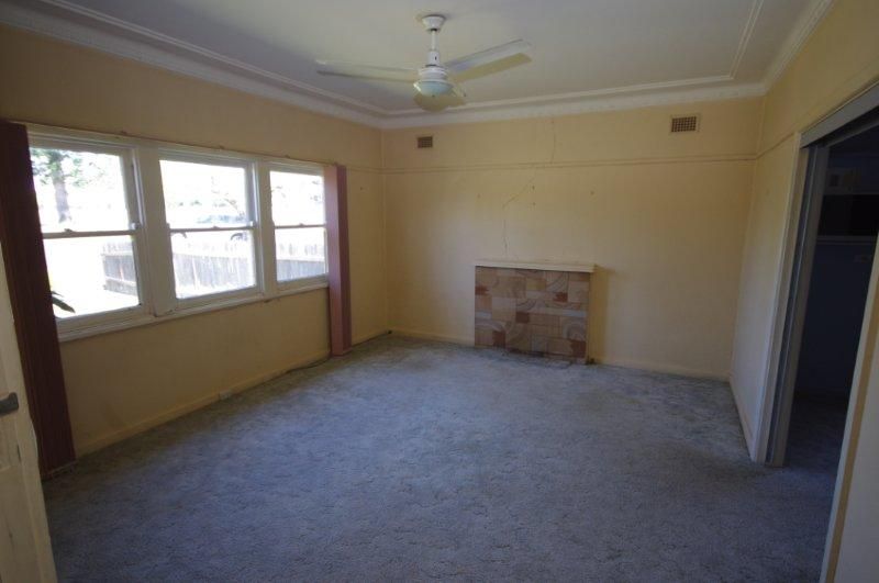 TAREE, NSW 2430