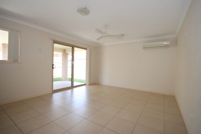 9 Boko Court, ROTHWELL, QLD 4022