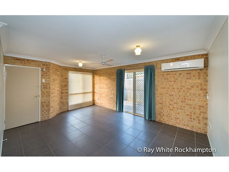 1/17 Stenlake Avenue, Kawana, QLD 4701