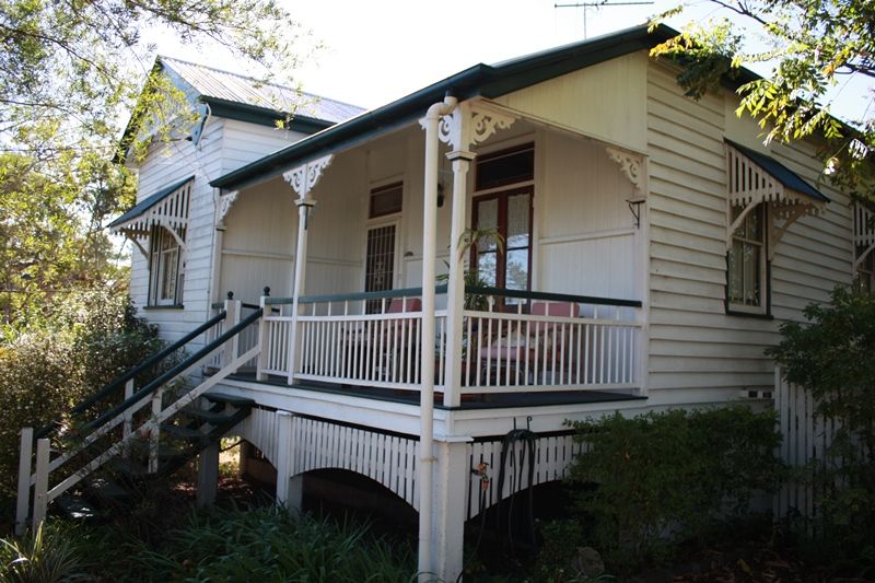 35 Cribb Street, SADLIERS CROSSING QLD 4305