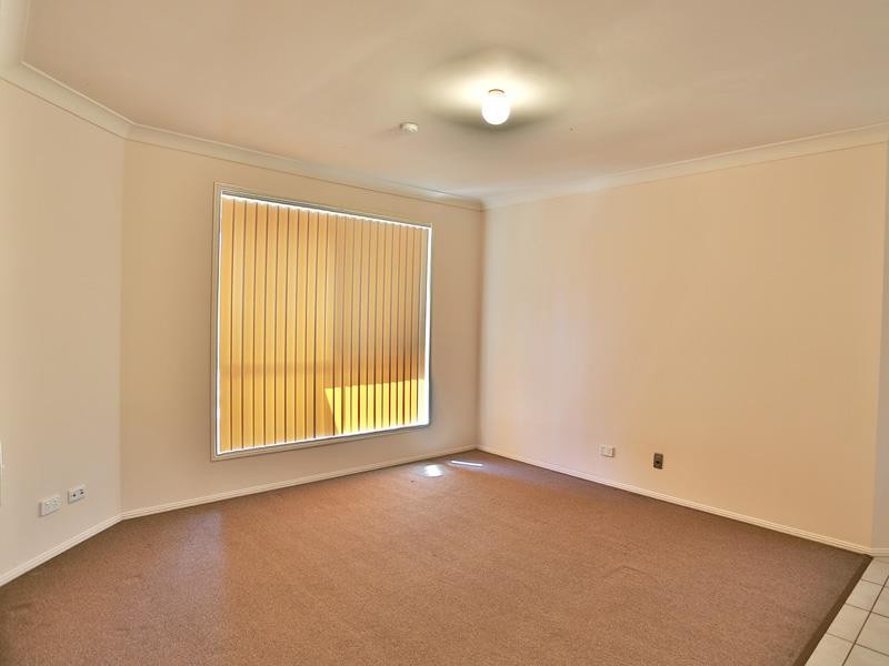 27 Thoms, BOONDALL, QLD 4034