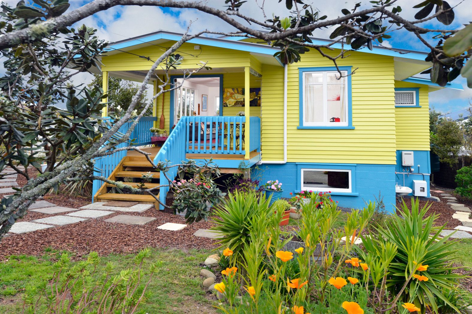 14 Law Street, TORBAY, North Shore City