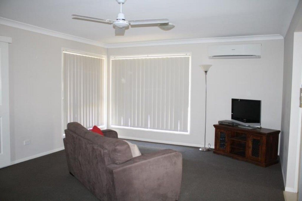 46 Regency Crescent, MOGGILL, QLD 4070