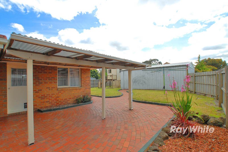 1 Brentwood Drive, CRANBOURNE NORTH, VIC 3977