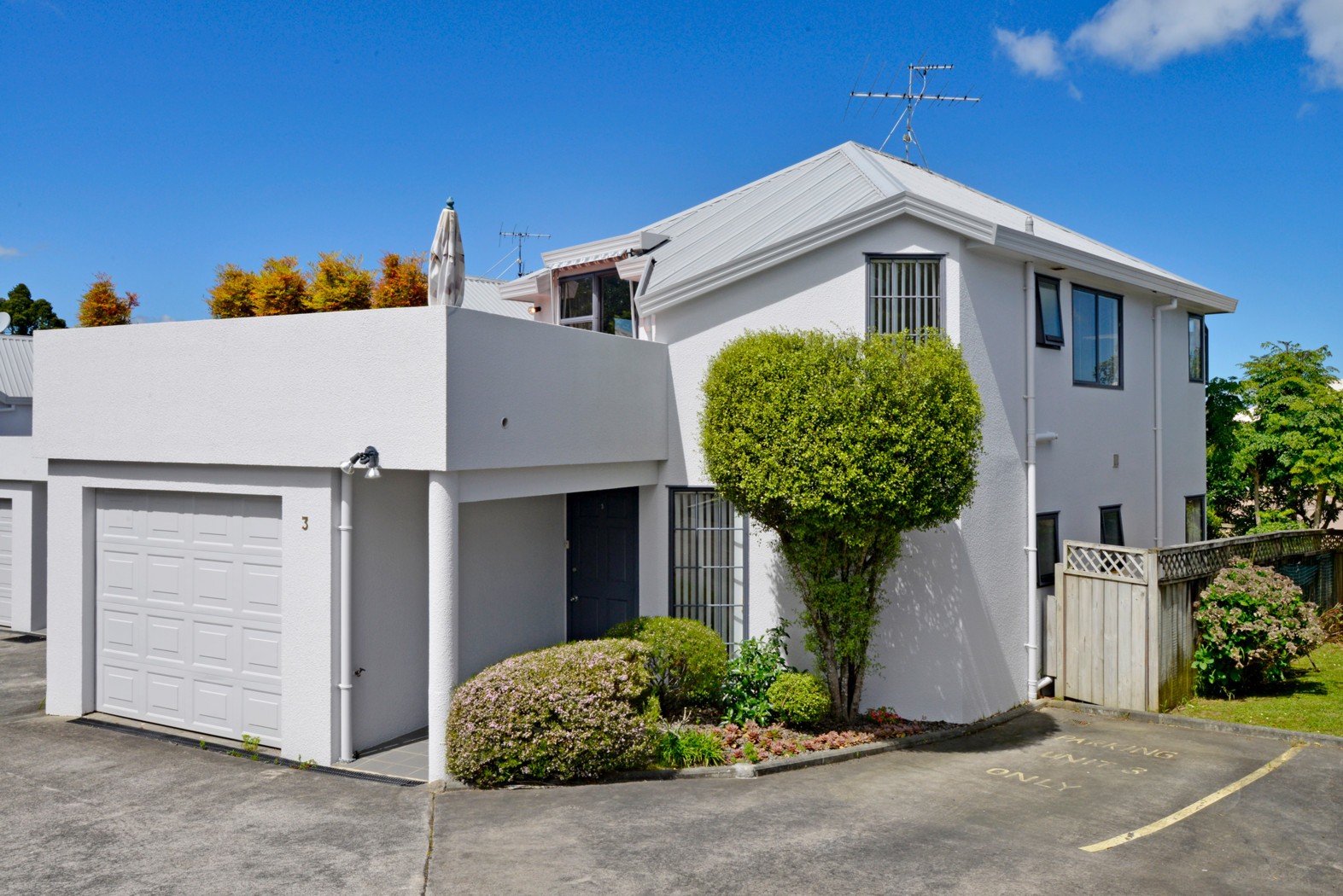 3/12 Wernham Place, NORTHCOTE, North Shore City