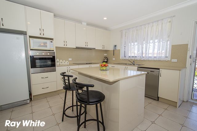 12 Jefferies Place, PRAIRIEWOOD, NSW 2176