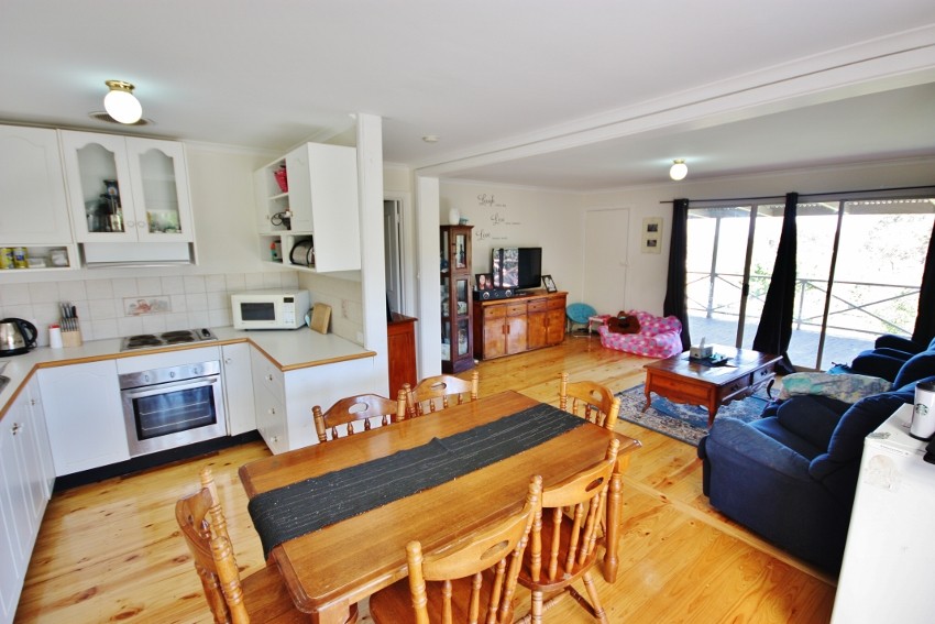87 Elizabeth Street, YOUNG, NSW 2594
