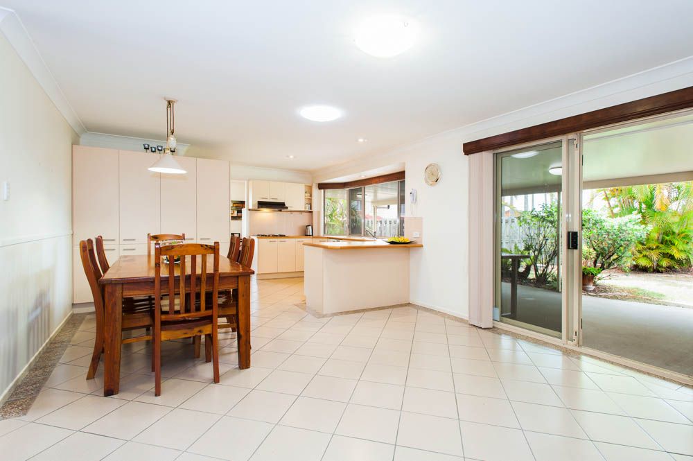 49 Goorari Street, EIGHT MILE PLAINS, QLD 4113