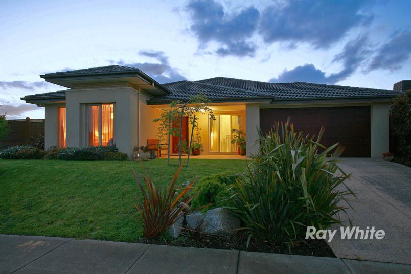 31 Broadstone Way, CRANBOURNE, VIC 3977