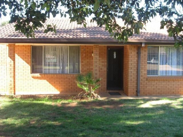 2A Greenway Place, DUBBO, NSW 2830