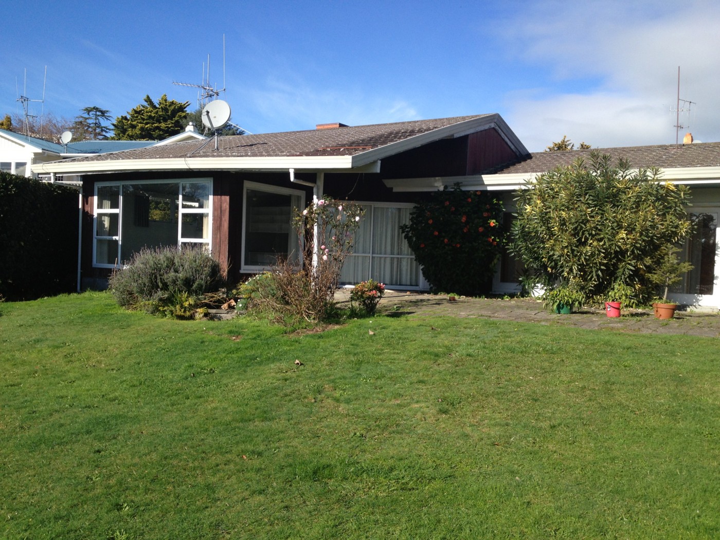 40 Lake Crescent, HAMILTON LAKE, Hamilton City