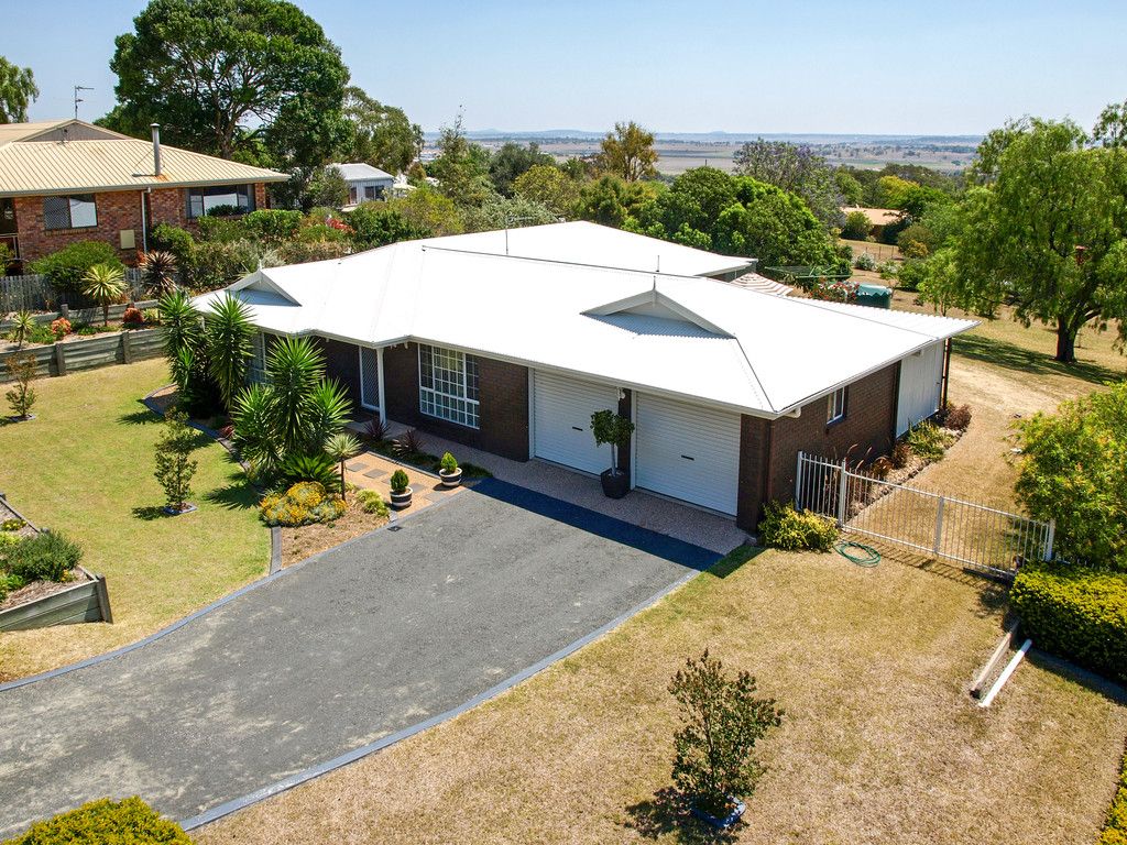 13 Emmanulla Drive, KINGSTHORPE QLD 4400