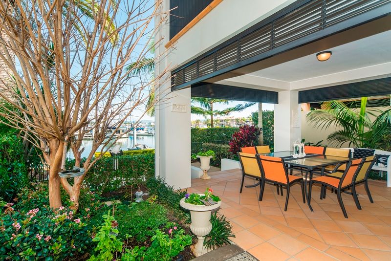 1502 Rosebank Way West, HOPE ISLAND, QLD 4212