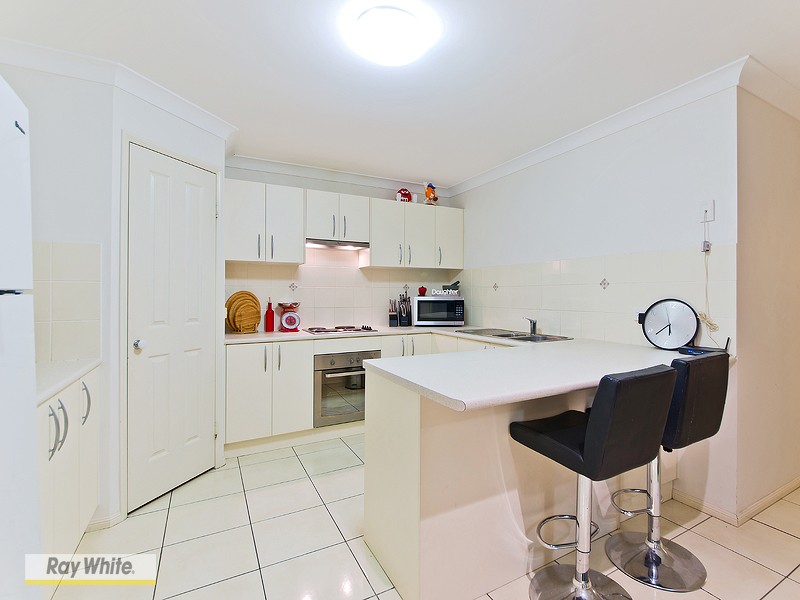 2/10 Adonis Court, ROTHWELL, QLD 4022