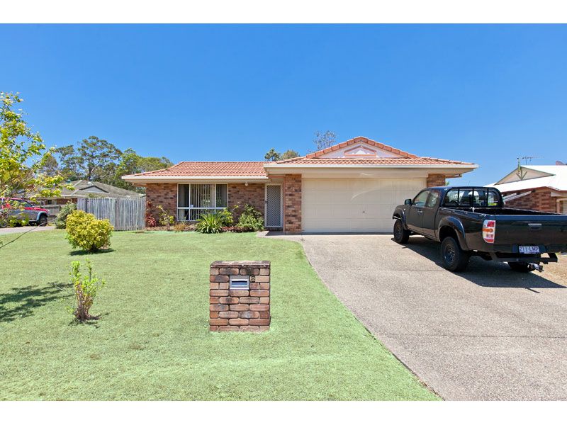 2 Club Crescent, REDLAND BAY QLD 4165