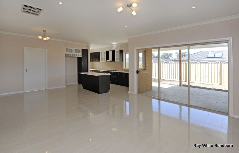 43 Cortona Grange, MERNDA, VIC 3754