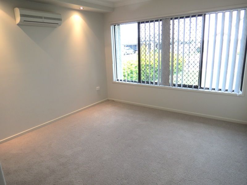 1/6 Desgrand Street, EMERALD, QLD 4720