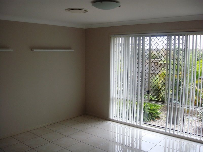 8 Casaurina Court, HEATHWOOD, QLD 4110