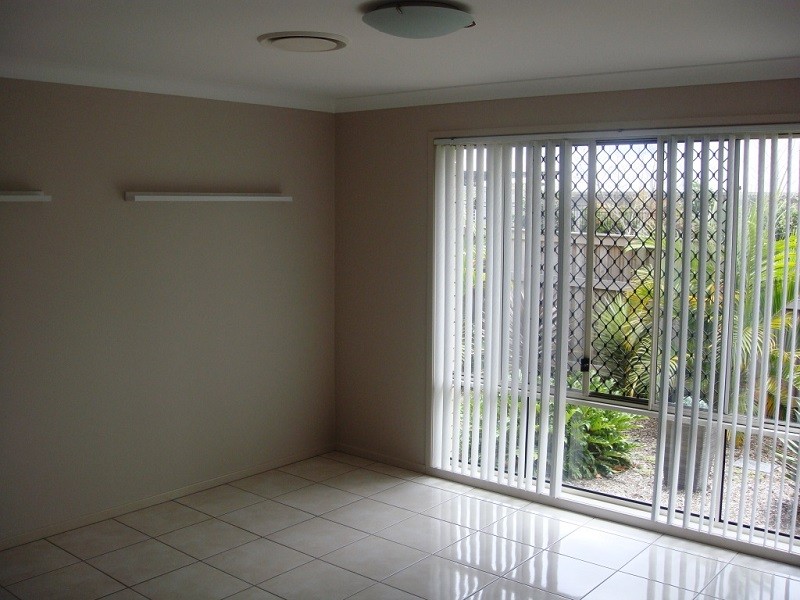 8 Casaurina Court, HEATHWOOD, QLD 4110
