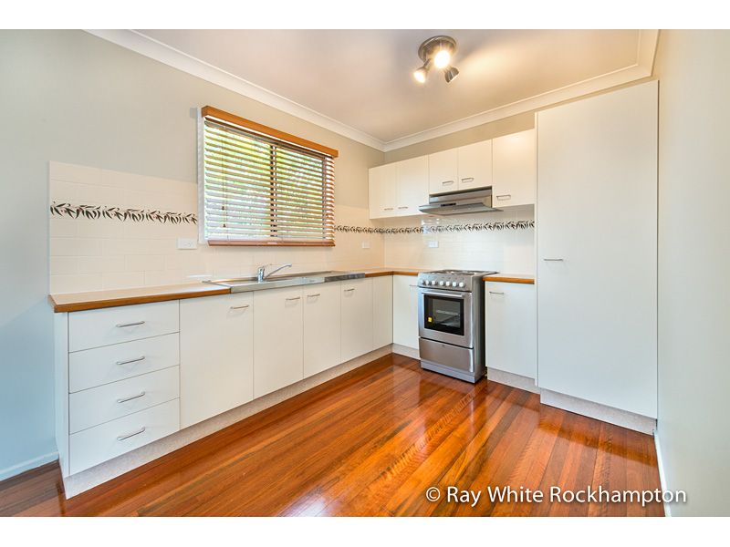 393 Richardson Road, NORMAN GARDENS, QLD 4701