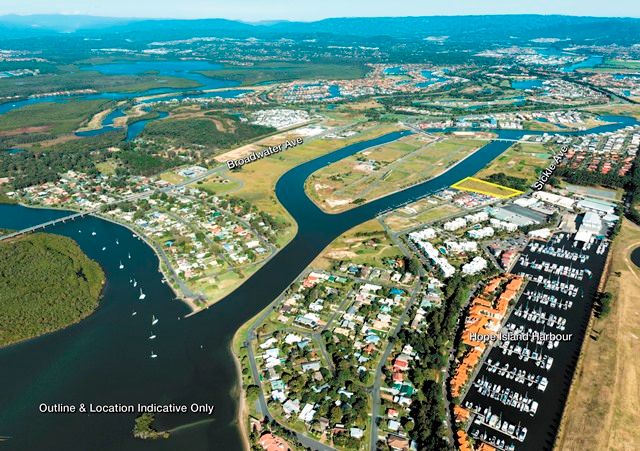 39 Sickle Avenue, HOPE ISLAND, QLD 4212