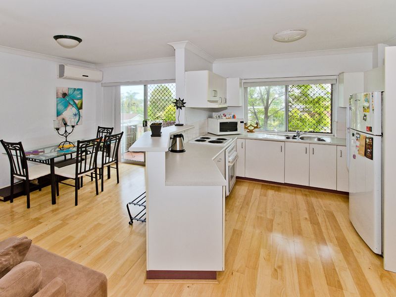 10/2 Surrey Street, NUNDAH, QLD 4012