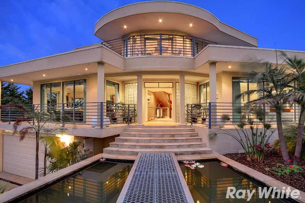 1 Hillside Court, LYSTERFIELD SOUTH VIC 3156