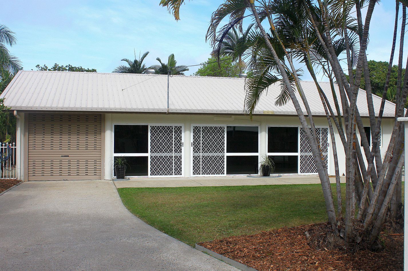 TRINITY BEACH, QLD 4879