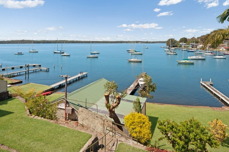 97 Sunshine Parade, SUNSHINE NSW 2264