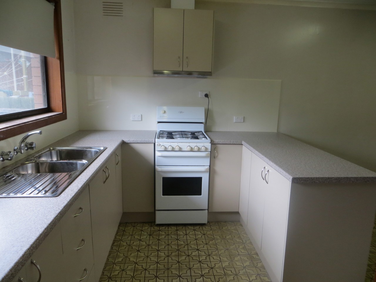 3/10 Stewart Road, OAKLEIGH EAST, VIC 3166