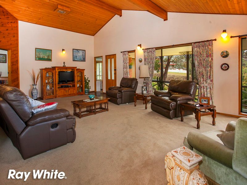 52 South Kiama Drive, KIAMA HEIGHTS, NSW 2533