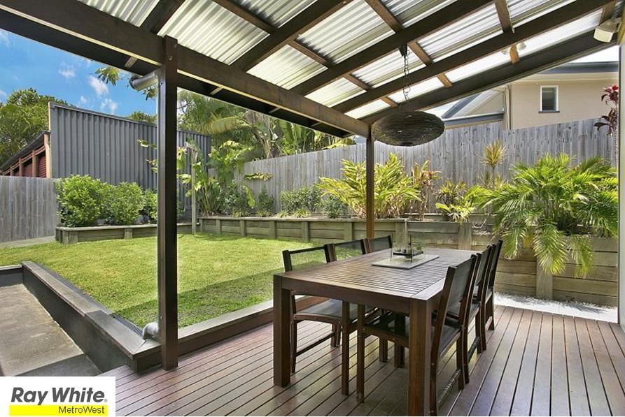  128 Sylvan Road, TOOWONG QLD 4066