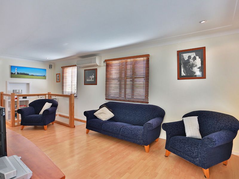 11 Sandra Street, GEEBUNG, QLD 4034