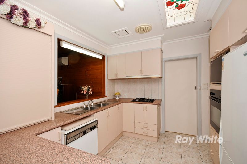 17 Mingana Road, WANTIRNA SOUTH, VIC 3152