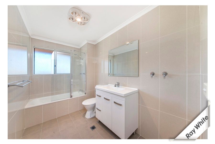 72 Uriarra Road, QUEANBEYAN NSW 2620
